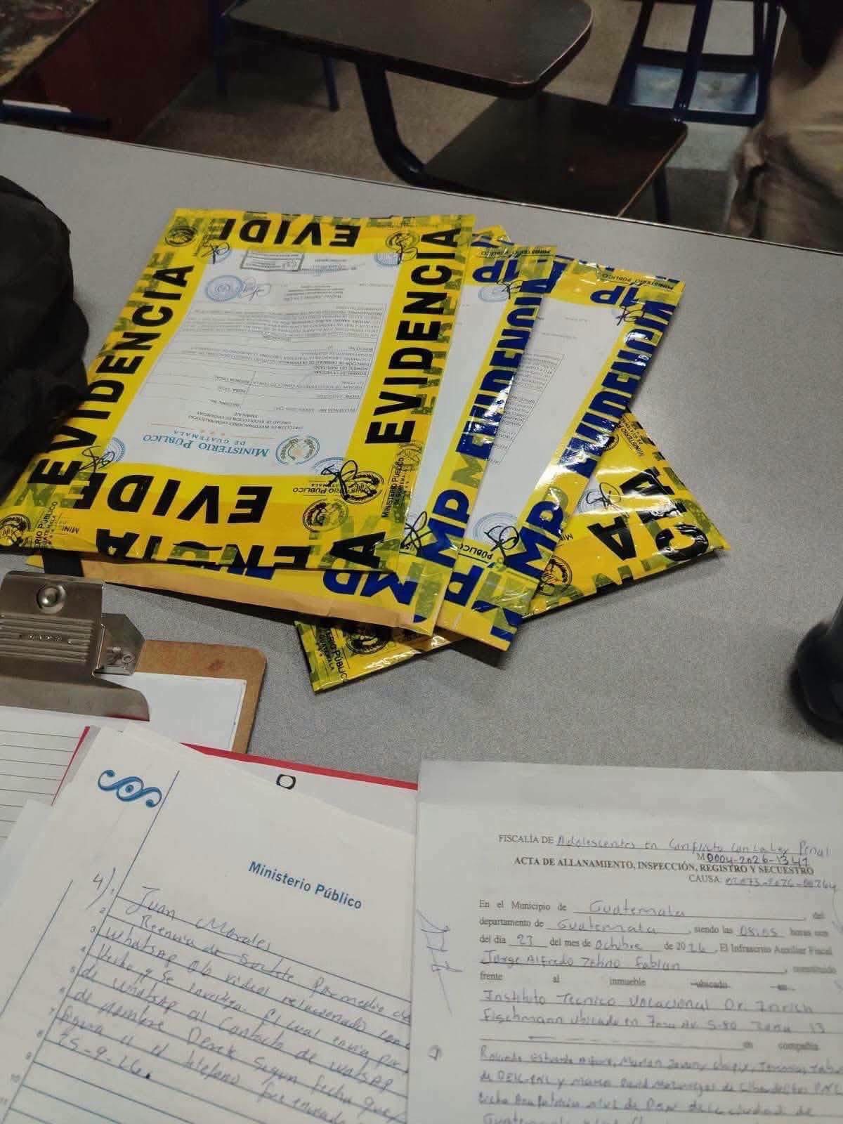 MP REVISA CELULARES DE 200 ESTUDIANTES POR INVESTIGACIÓN DE PRESUNTO CONTENIDO PORNOGRÁFICO