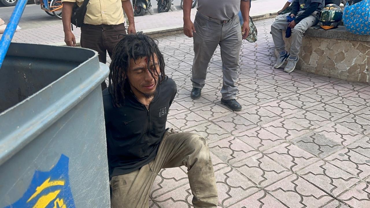 ¿CUÁNTO CREE USTED QUE DABA POR LAS INSIGNIAS DE LOS VEHÍCULOS Y DÓNDE LAS VENDÍA EL SINDICADO? — foto 3