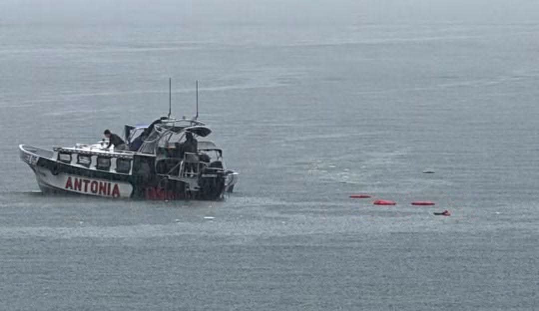 HELICÓPTERO CAE EN AGUAS DEL LAGO DE ATITLÁN, SOLOLÁ — foto 3